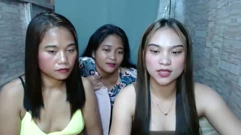 ur_prettymitch online show from October 8, 2025, 3:31 pm