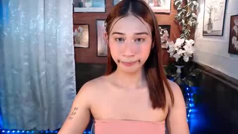 Snapshot of ur_rianlover chatting on October 13, 2025, 5:18 am ur_rianlover online show from October 13, 2025, 5:18 am