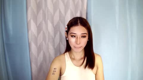 Snapshot of ur_rianlover chatting on November 1, 2025, 5:42 am ur_rianlover online show from November 1, 2025, 5:42 am