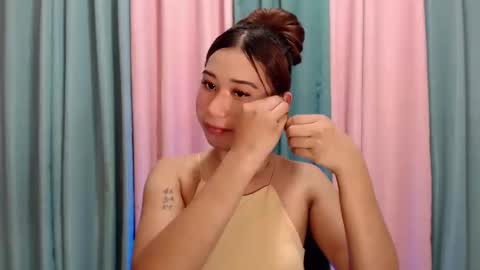 Snapshot of ur_rianlover chatting on November 27, 2025, 9:00 am ur_rianlover online show from November 27, 2025, 9:00 am