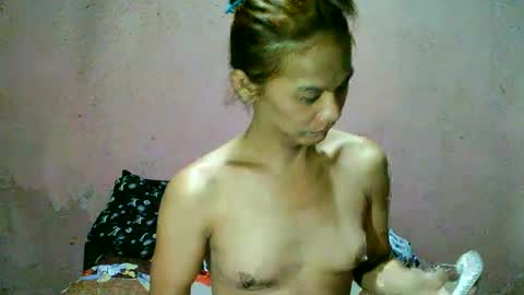 Snapshot of ur_sexybabe_ehra chatting on June 18, 2026, 6:57 am ur_sexybabe_ehra online show from June 18, 2026, 6:57 am