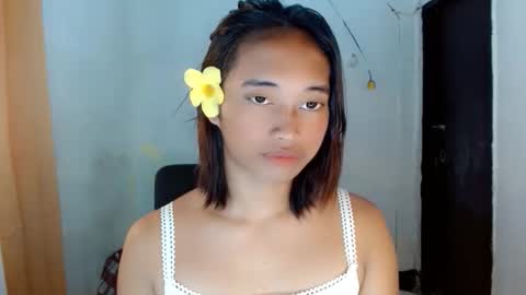 Ellie online show from April 6, 2026, 2:20 am