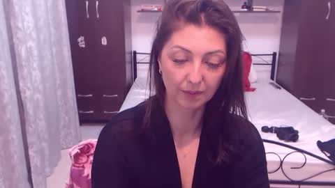 urafrodita online show from March 27, 2026, 8:37 am