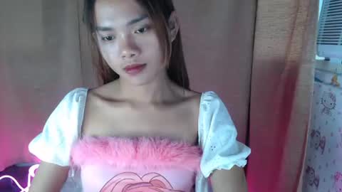 Snapshot of urasian_crisa chatting on September 16, 2025, 11:28 pm urasian_crisa online show from September 16, 2025, 11:28 pm