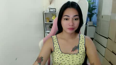 urasian_erica online show from November 16, 2025, 10:26 pm