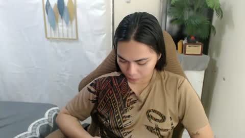 Snapshot of urasian_erica chatting on July 11, 2026, 1:52 am urasian_erica online show from July 11, 2026, 1:52 am