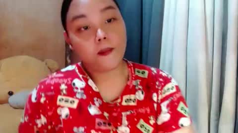 Lycah online show from November 22, 2025, 2:43 am