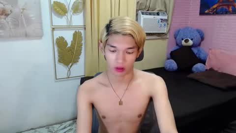 Snapshot of urasian_john20 chatting on May 22, 2026, 7:59 am urasian_john20 online show from May 22, 2026, 7:59 am