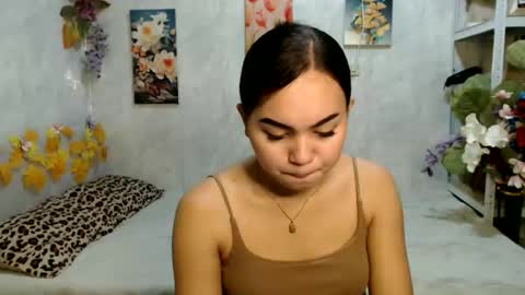 urasian_kat online show from June 6, 2026, 6:34 pm