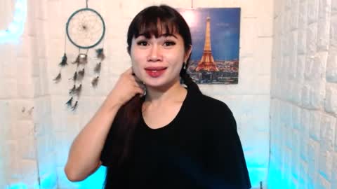Snapshot of urasian_khalifa21 chatting on July 26, 2026, 5:31 pm Shirley online show from July 26, 2026, 5:31 pm