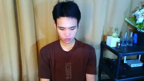 urasiancumboix2 online show from October 29, 2025, 1:52 am