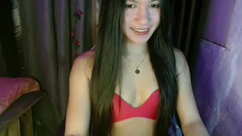 Snapshot of urasiansexbombgirlxxx chatting on December 8, 2024, 3:13 pm Elizabeth online show from December 8, 2024, 3:13 pm