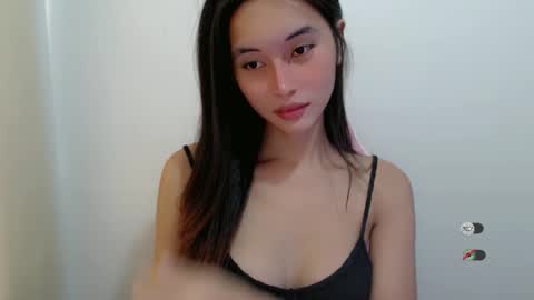 SHIZUKA online show from October 3, 2025, 11:46 pm