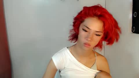 urasianyana online show from April 23, 2026, 2:35 am