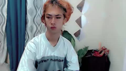 Snapshot of urasianyana chatting on June 1, 2026, 2:02 am urasianyana online show from June 1, 2026, 2:02 am