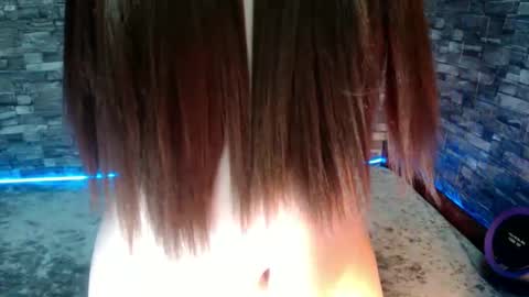 QUEEN ANGEL online show from January 23, 2025, 1:19 am