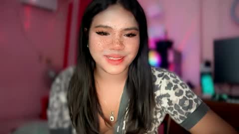 Snapshot of urbabysofia0305 chatting on May 3, 2026, 6:58 pm Sofia online show from May 3, 2026, 6:58 pm