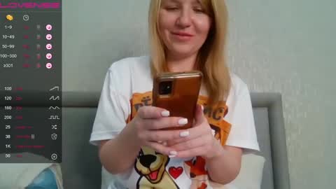 urbadkitty online show from December 11, 2024, 6:58 am