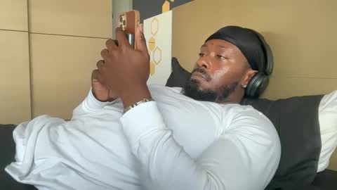 urbandick5 online show from March 1, 2026, 12:07 pm