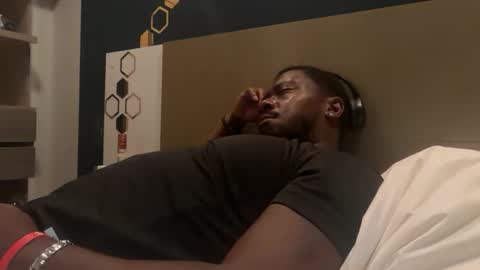 urbandick5 online show from March 16, 2026, 11:53 pm