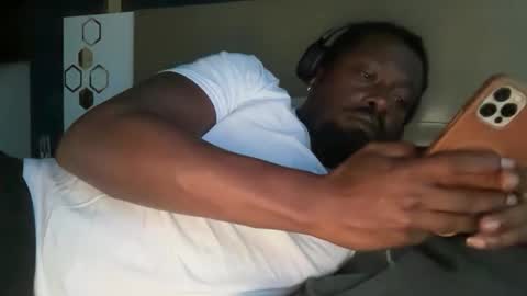 urbandick5 online show from April 20, 2026, 10:40 am