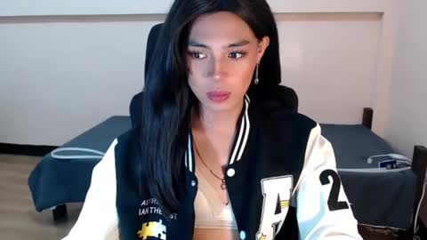 Miss alexa online show from April 18, 2026, 6:17 am