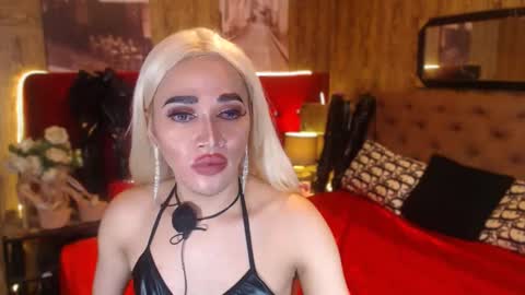 KENDALL online show from January 11, 2025, 6:12 pm