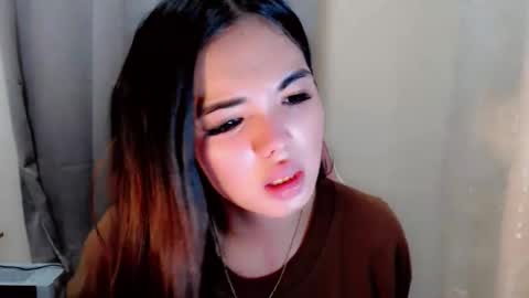 urcutie_ayah online show from December 4, 2025, 9:51 am