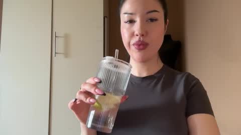 Snapshot of urdevilbaby chatting on December 23, 2025, 9:40 am Margo online show from December 23, 2025, 9:40 am