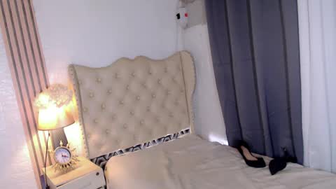 urdream_bride online show from February 13, 2025, 4:00 am