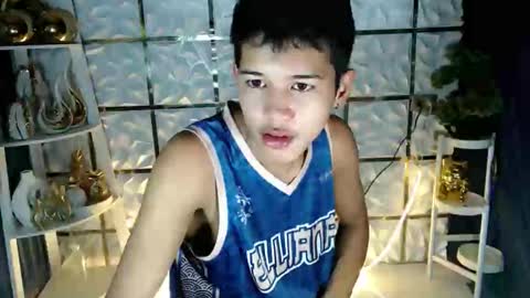 urdreamboy_clarin online show from February 2, 2026, 7:01 pm