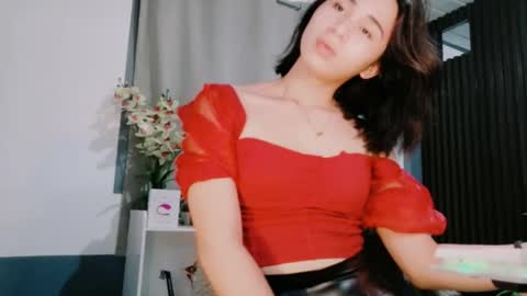 urfave_bbgirl online show from December 2, 2025, 1:50 pm