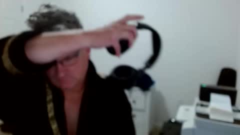 Gregor online show from November 26, 2025, 12:17 pm