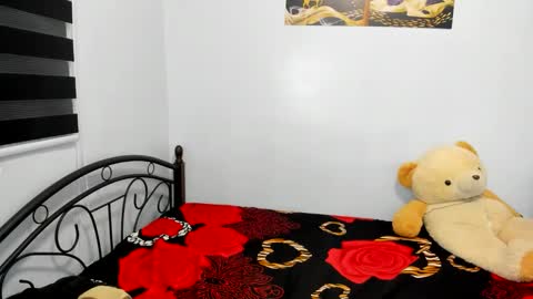 urfucker_vinz online show from April 22, 2026, 2:18 pm