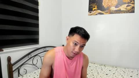 urfucker_vinz online show from July 15, 2026, 3:39 pm