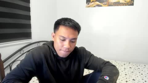 urfucker_vinz online show from July 20, 2026, 12:51 pm