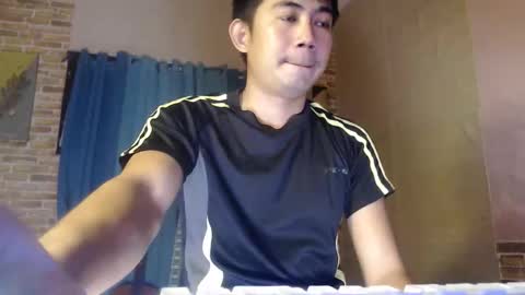 urfucking_nin15 online show from February 13, 2026, 12:12 pm