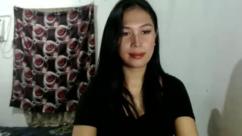 Snapshot of urgirlnabyx chatting on December 4, 2025, 8:39 pm Call me naby online show from December 4, 2025, 8:39 pm
