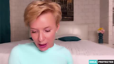 Jenny online show from February 8, 2025, 1:54 pm