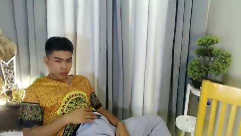 Snapshot of urhairy_manial chatting on February 5, 2026, 4:00 pm urhairy_manial online show from February 5, 2026, 4:00 pm