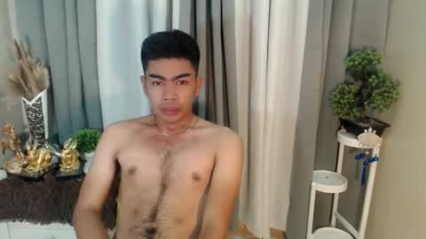 Snapshot of urhairy_manial chatting on February 7, 2026, 5:27 pm urhairy_manial online show from February 7, 2026, 5:27 pm