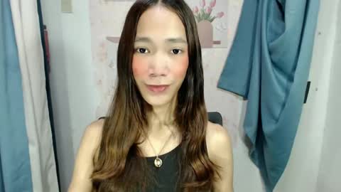 Snapshot of urhot_athena chatting on June 21, 2026, 3:25 pm urhot_athena online show from June 21, 2026, 3:25 pm