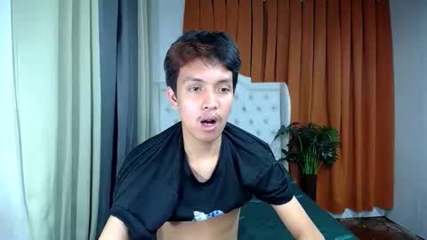 urhot_johny online show from April 26, 2026, 1:53 pm