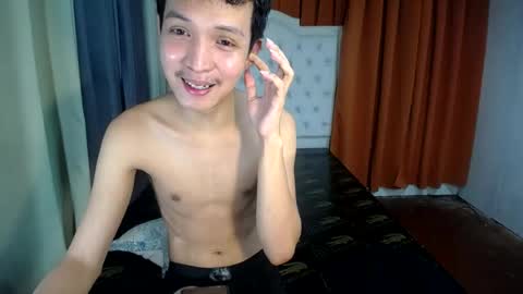 urhot_johny online show from June 18, 2026, 9:36 am