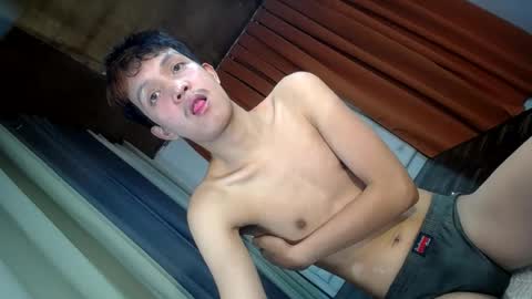 urhot_johny online show from June 20, 2026, 5:32 am