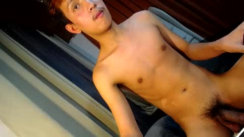 urhot_johny online show from June 27, 2026, 12:33 pm