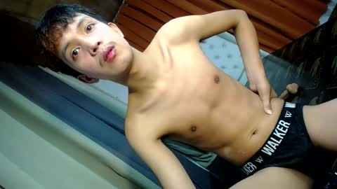 urhot_johny online show from June 28, 2026, 7:36 am