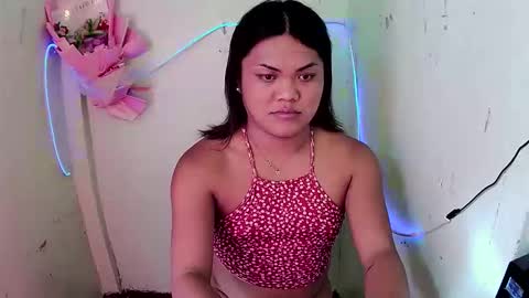 urhottie_bella online show from October 17, 2025, 7:00 am
