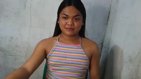 urhottie_bella online show from February 15, 2026, 7:49 am