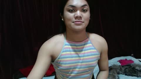 urhottie_bella online show from February 22, 2026, 6:35 am